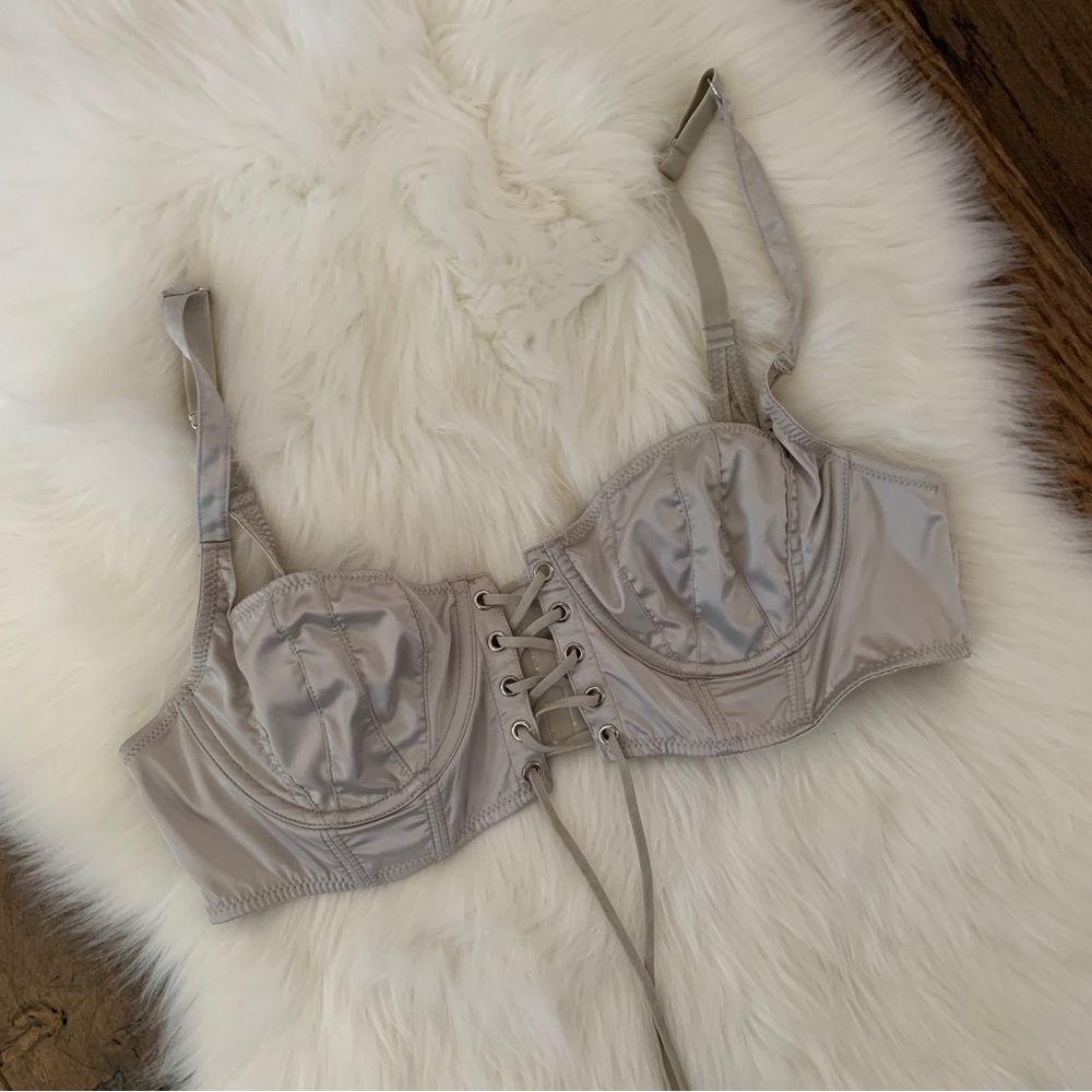 UO Urban Outfitters Out from Under Silver Bra Size XL